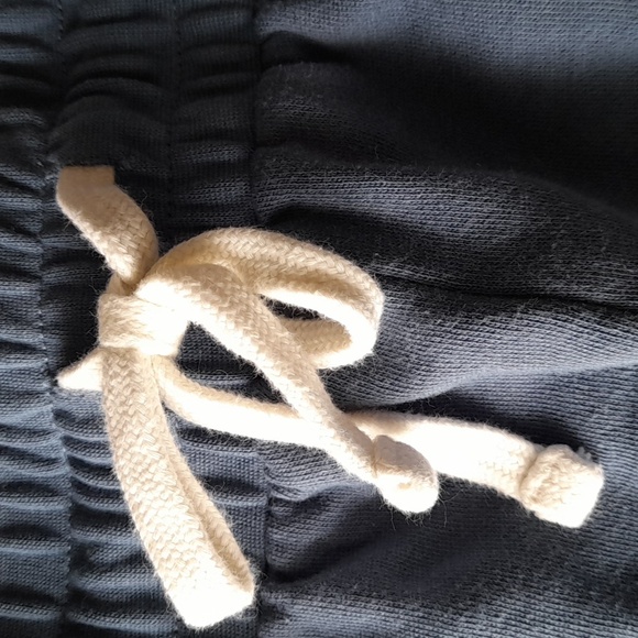 Hurley Women's Size Medium Shorts - Picture 3 of 5